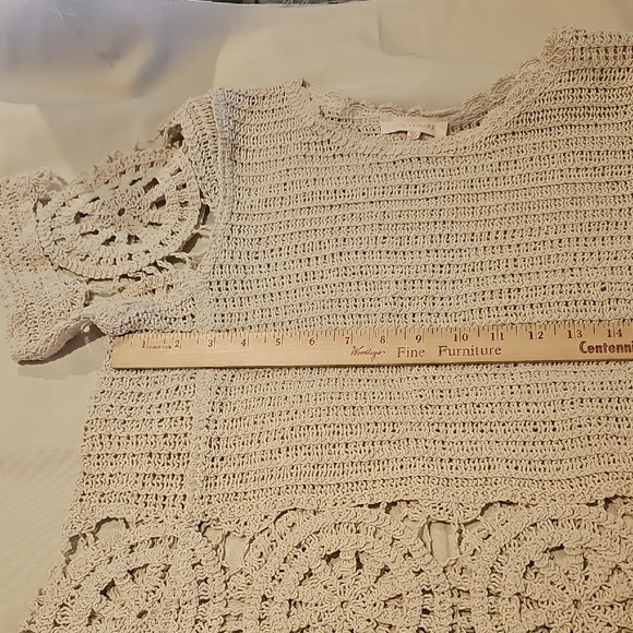 Solitaire Cream Crochet Lace Women's Blouse - Picture 10 of 12